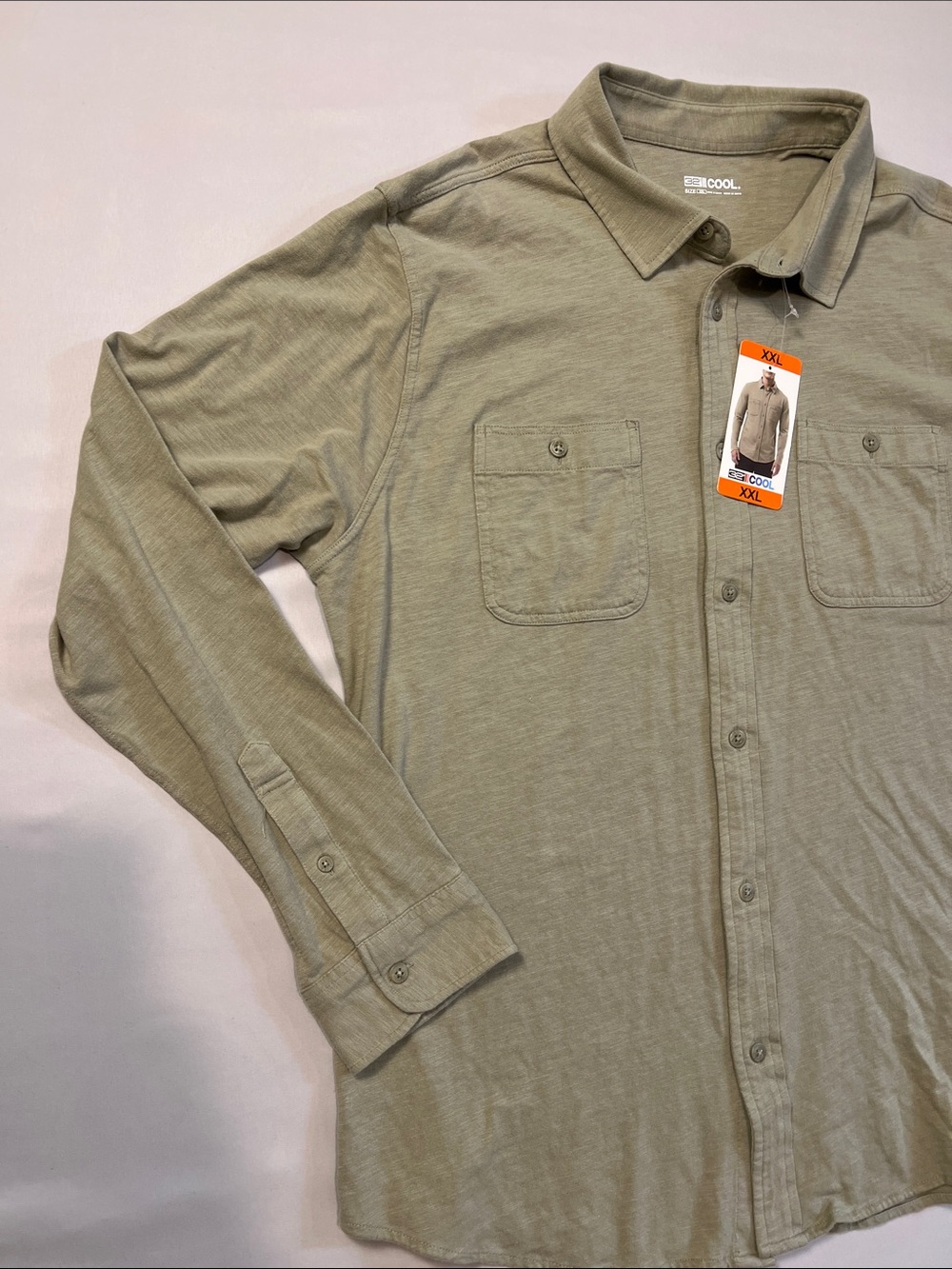 32 Degrees Men's Long-Sleeve Button-Down Shirt in Olive Green - Picture 2 of 10
